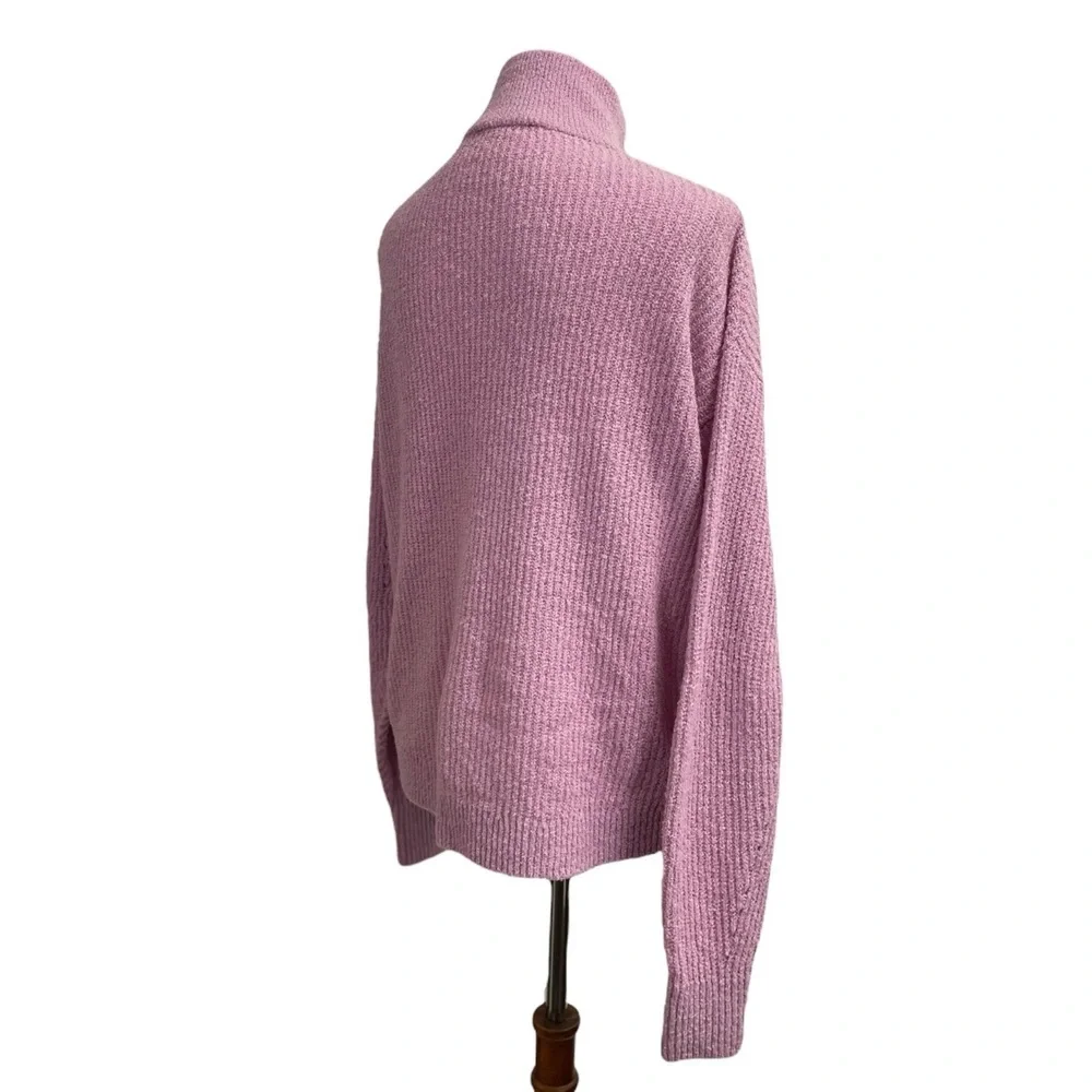Ann Taylor Long Sleeve Turtleneck Wool blend Sweater, Medium. Light pink purple